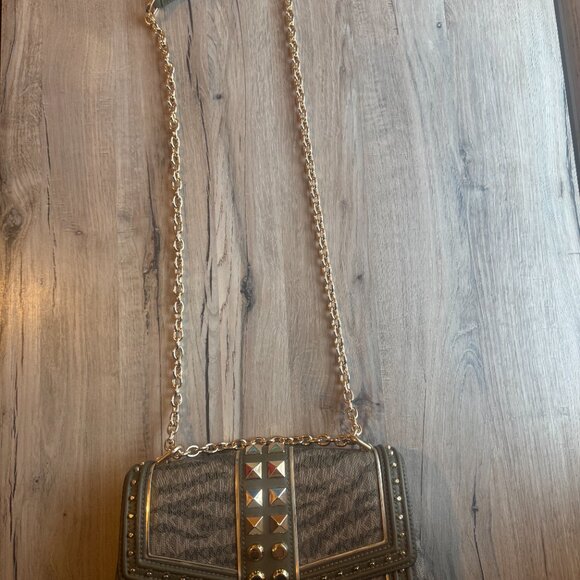 Michael Kors Large Studded Soho Frame Out Shoulder Bag - Olive - Picture 2 of 11